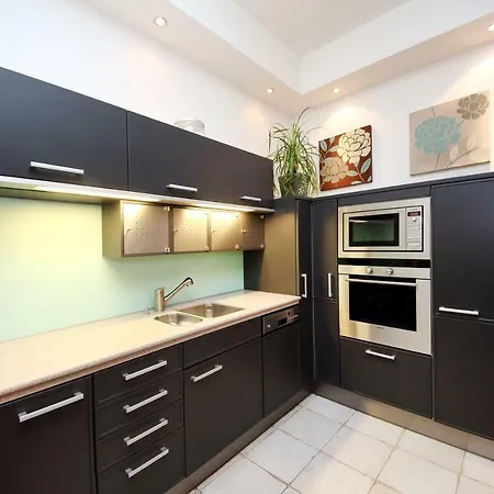 Apartmán Incredible Two Bedroom Wenceslass Square