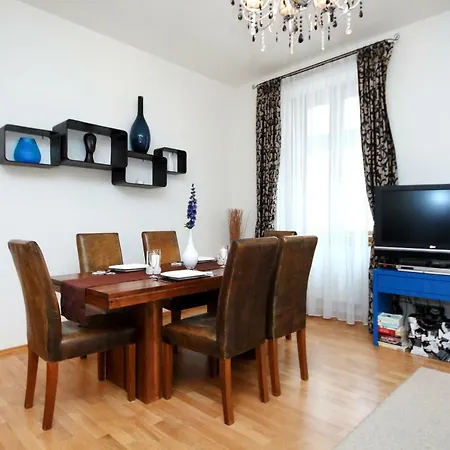 Apartament Incredible Two Bedroom Wenceslass Square