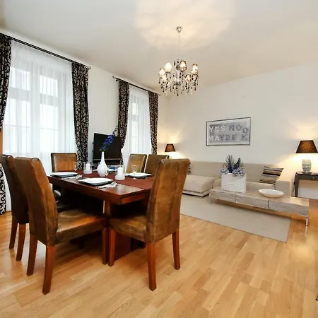Incredible Two Bedroom Wenceslass Square *