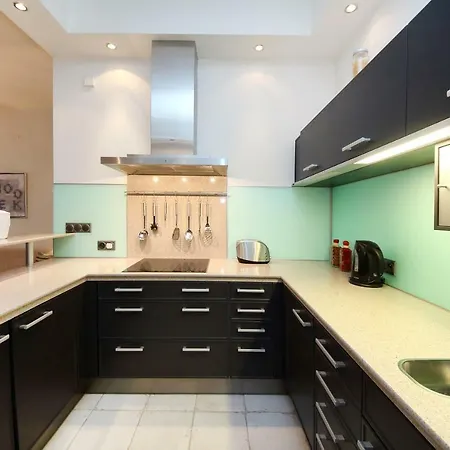 Incredible Two Bedroom Wenceslass Square